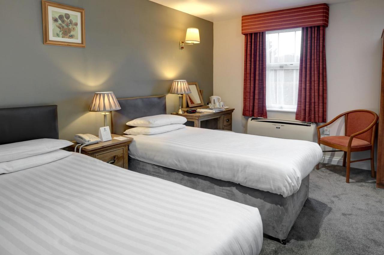 Best Western Claydon Hotel Exteriör bild