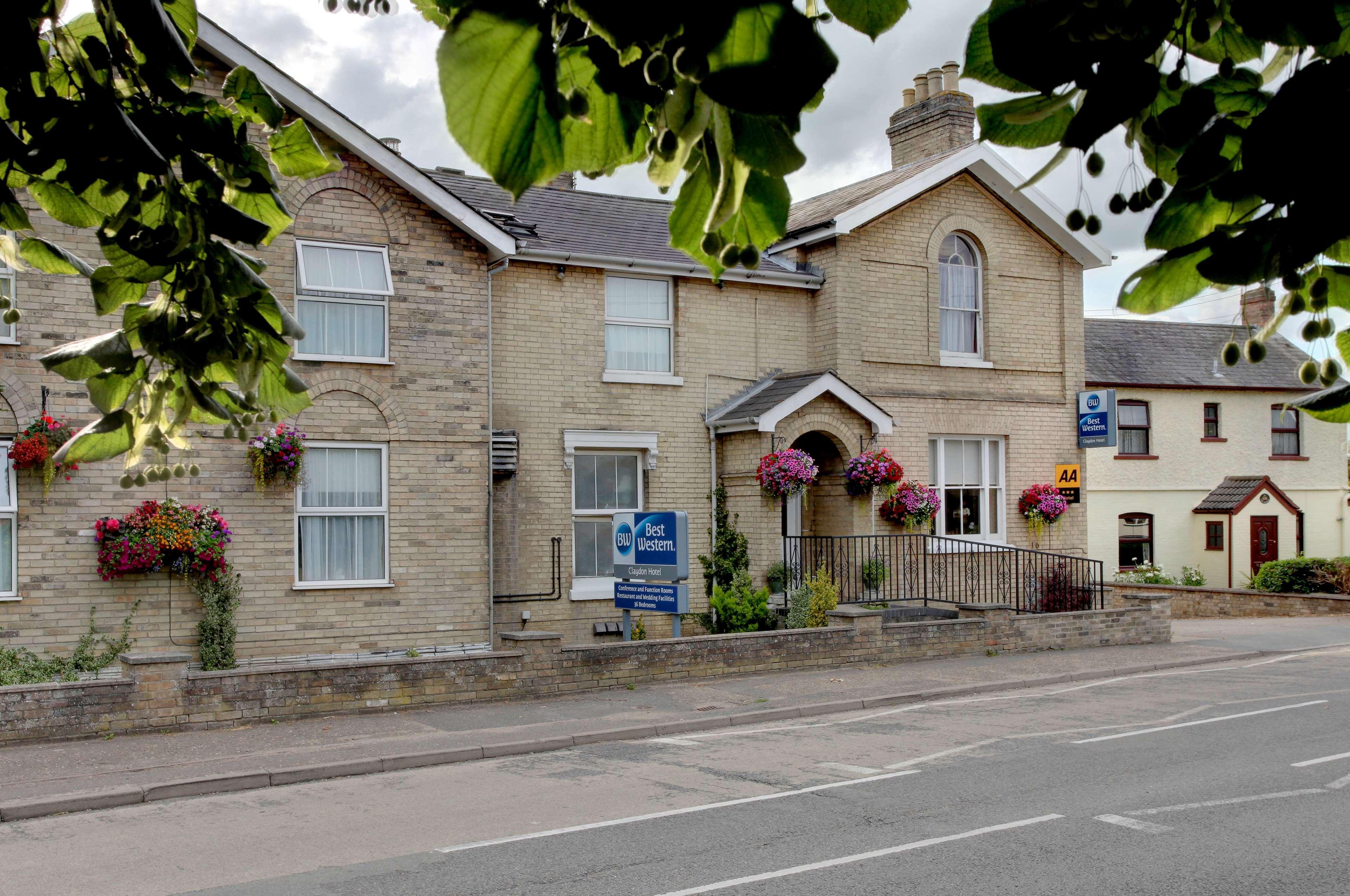 Best Western Claydon Hotel Exteriör bild