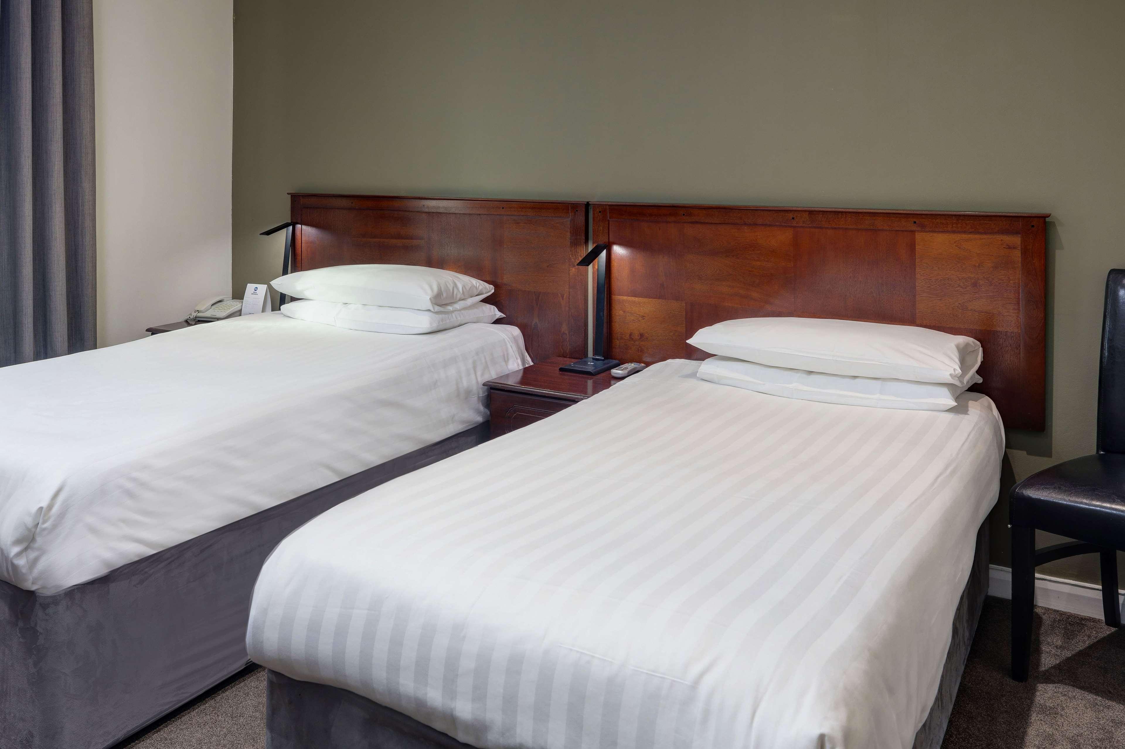 Best Western Claydon Hotel Exteriör bild